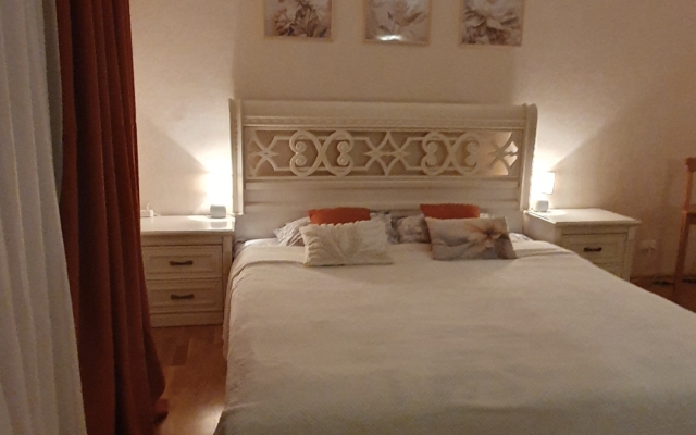 Po Ulitse Pobedy Flat