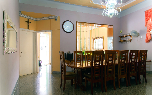 Hostal Yakelyn Mini-Hotel