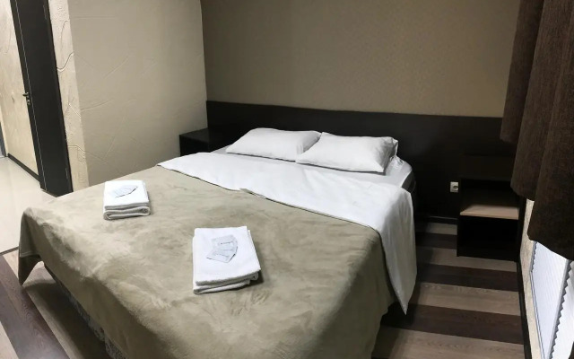 Отель Компас