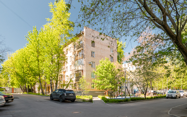 Berezhkovskaya naberezhnaya 10 Apartments