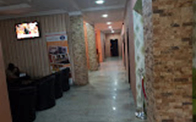 Отель Ellis Suites Limited