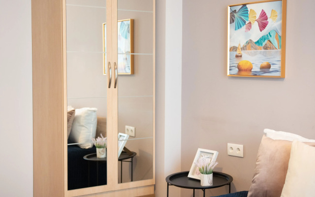 Dlya Semyi v Komplekse s Detskoy Ploschadkoy Apartments