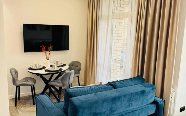Krasivaya Kvartira V Tsentre Flat