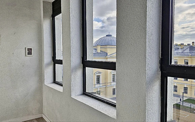 Na 12Oy Krasnoarmeyskoy Flat