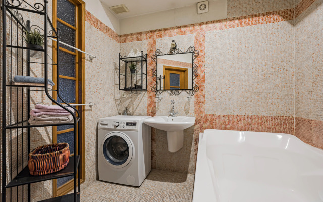 S vidom na Dvorets Respubliki Flat