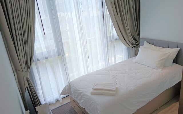 Edge Central Pattaya Lux Apartments