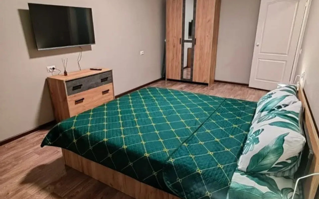 Na Izmaylovskom Bulvare 25 Flat