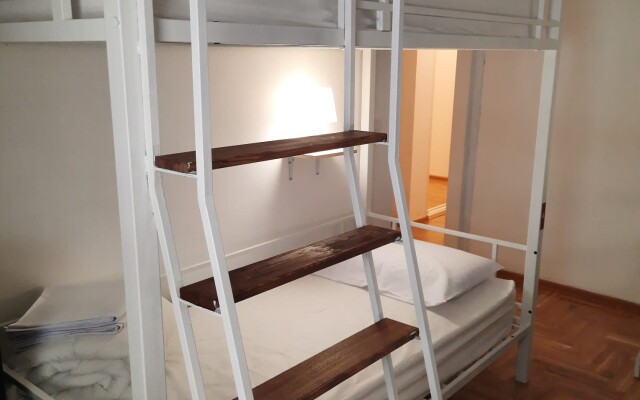 Хостел New Generation Hostel Belgrade Center