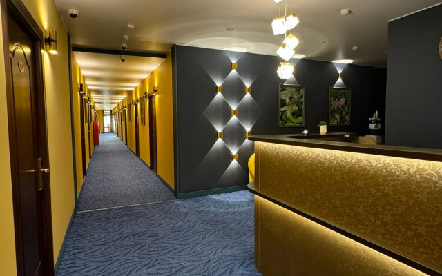 Klever Hotel