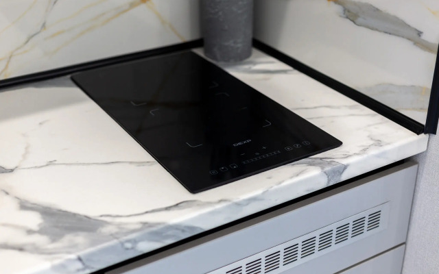 S Balkonom Vozle Morya Alleya 254 Flat