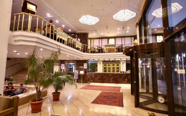 Istanbul Royal Hotel