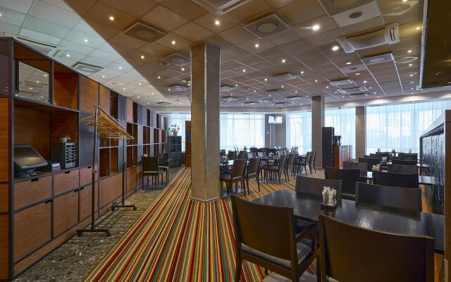 Cosmos Ekaterinburg Hotel