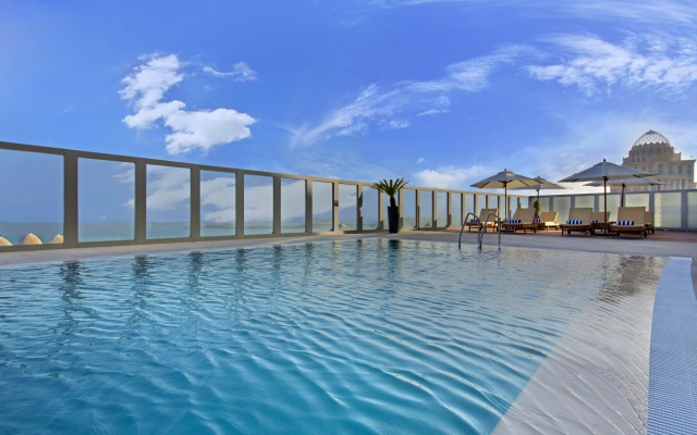 The Curve Hotel