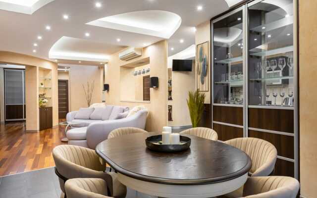Fortnayt na Kastanaevskoy 17 Flat