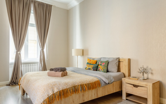 Luchshaya Kvartira with 3 bedrooms near Kremlin
