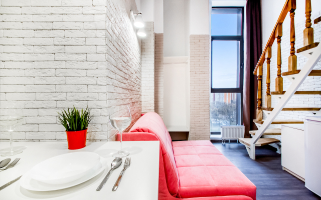 Dvuhurovnevyij Loft V 5 Min Ot M.Seligerskaya Apartments