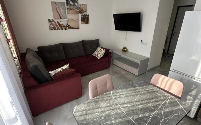 Апартаменты с двумя кроватями, балконом и ванной, 16 этаж