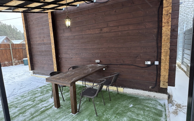 Uyutny Derevyanny Domik U Reki Private House