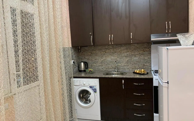 Kvartira One-bedroom apartment with one living room, Paronyan 9