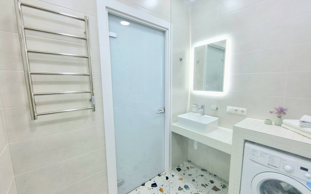 Mytimewell Chernomorskaya 13G Apartments 3