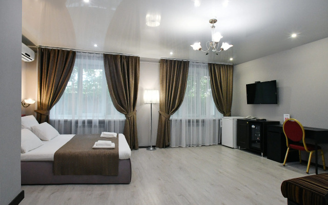 Gloriya Hotel