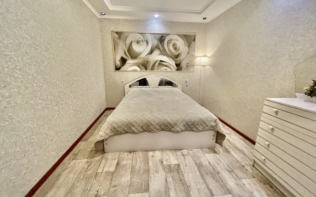 Квартира на Саперном Переулке 8