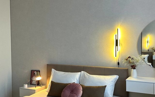 Апартаменты Алмаз Сити Гранатовый Браслет