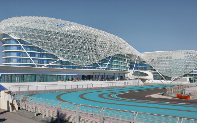 Yas Hotel Abu Dhabi