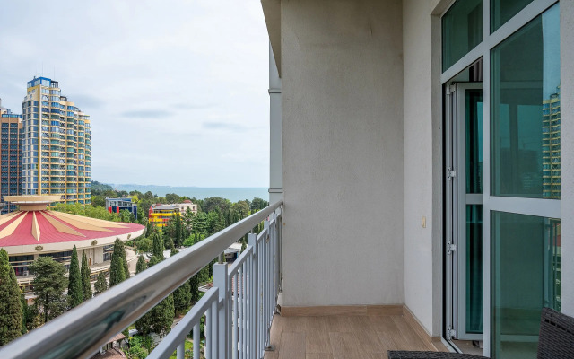 Prostornye Trekhkomnatnye Apartments