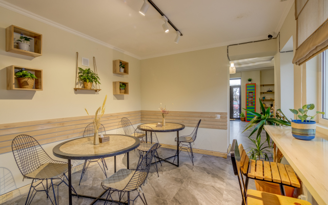People Guest House