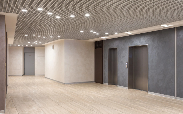 Lyuks V Novom Zhk Na Vasilyevskom U Metro Apartments