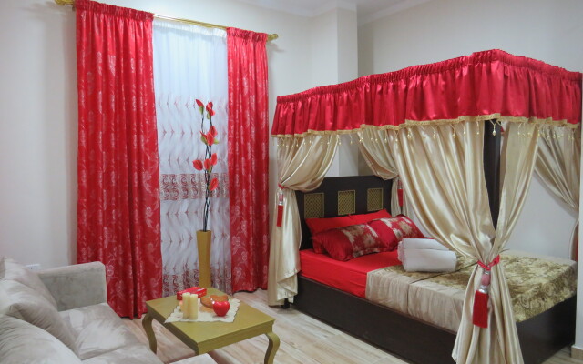 Yin Yang Ryadom S Morem RedSeaLine Apartments