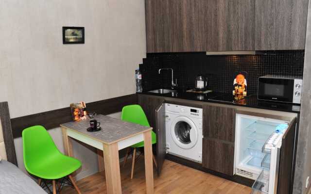 Loft Na Srednem Apartments