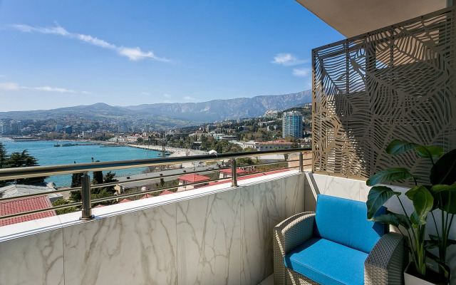 Yalta Plaza Apartments