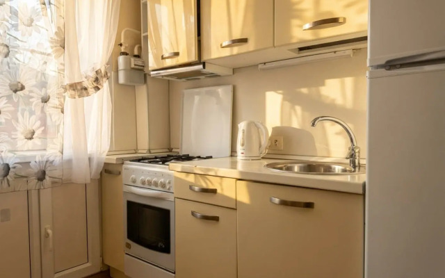 Апартаменты Розы Люксембург 12