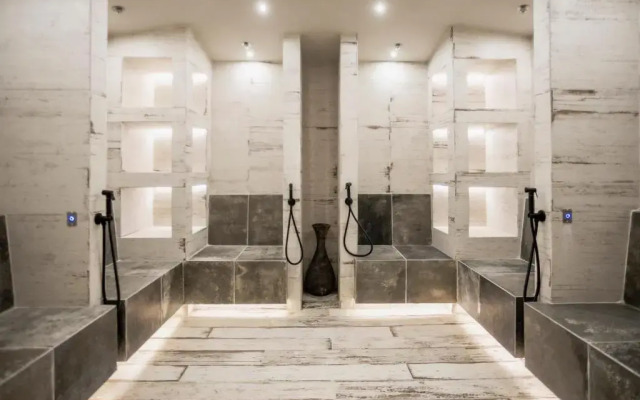 Resort Kashmir Wellness & SPA Hotel Adults Only