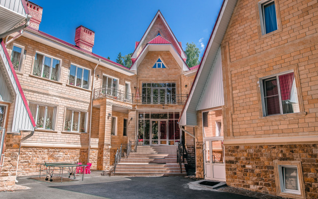 Отель Талес