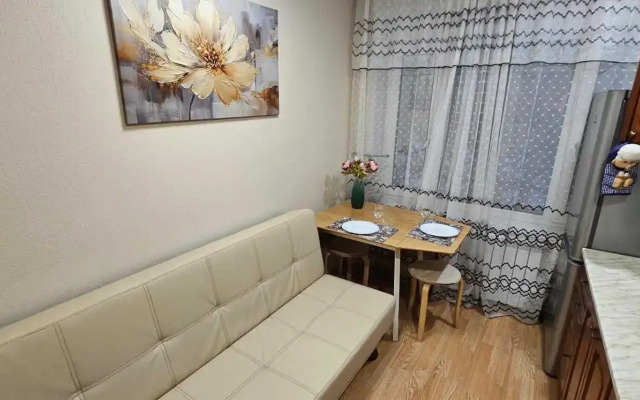Yevrodvushka S Dizaynerskim Remontom V Serdtse Moskvy Flat