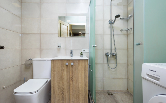 S Sovremennym Dizaynom Na Ulitse Kokhbatsi, Ko1617 Flat