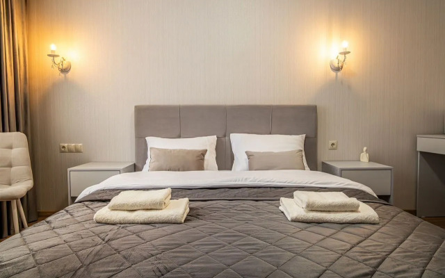 S Razvitoy Infrastruktupoy Apartments