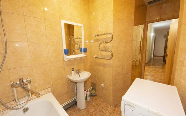 Квартира 3 комнатная квартира улица 50 лет ВЛКСМ 13/3