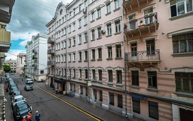 Kozitskiy Pereulok 1a (02) Apartments