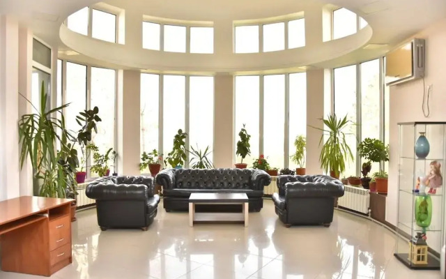 Riviera Park Residence