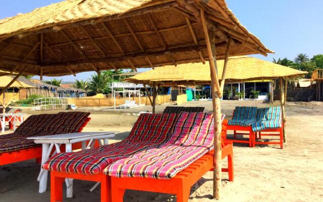 Morjim Queen Beach Resort Hotel