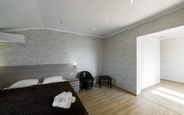 Hotel Lotos
