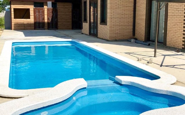 Regata Guest House