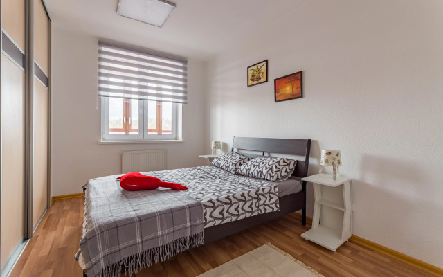 Апартаменты На Стачек 4