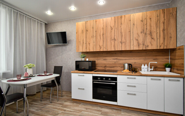 Na 9 Maya Flat