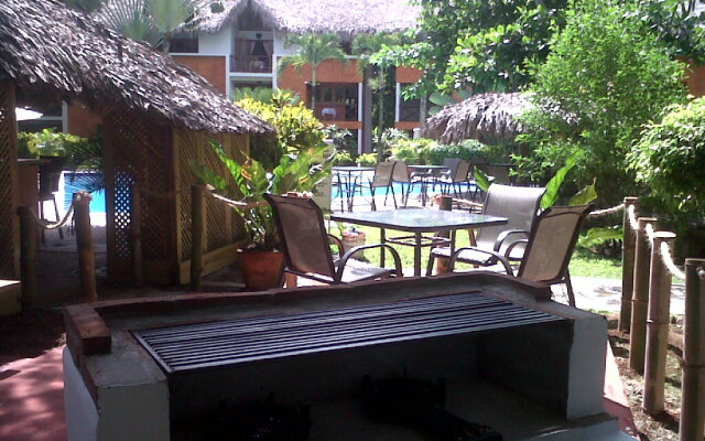 Residencia Del Paseo Apart-Hotel