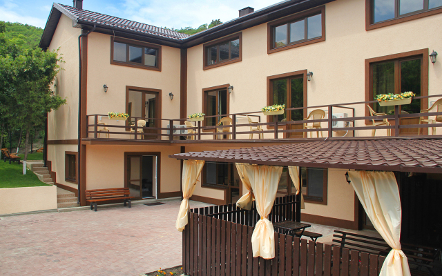 Medovik Guest House